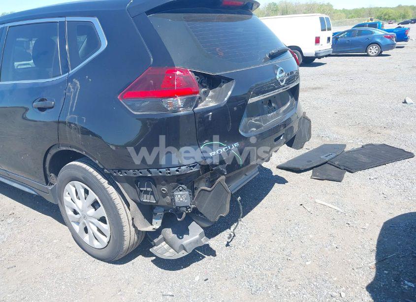 Photo 6 of 2018 Nissan Rogue S (VIN JN8AT2MT3JW451180)