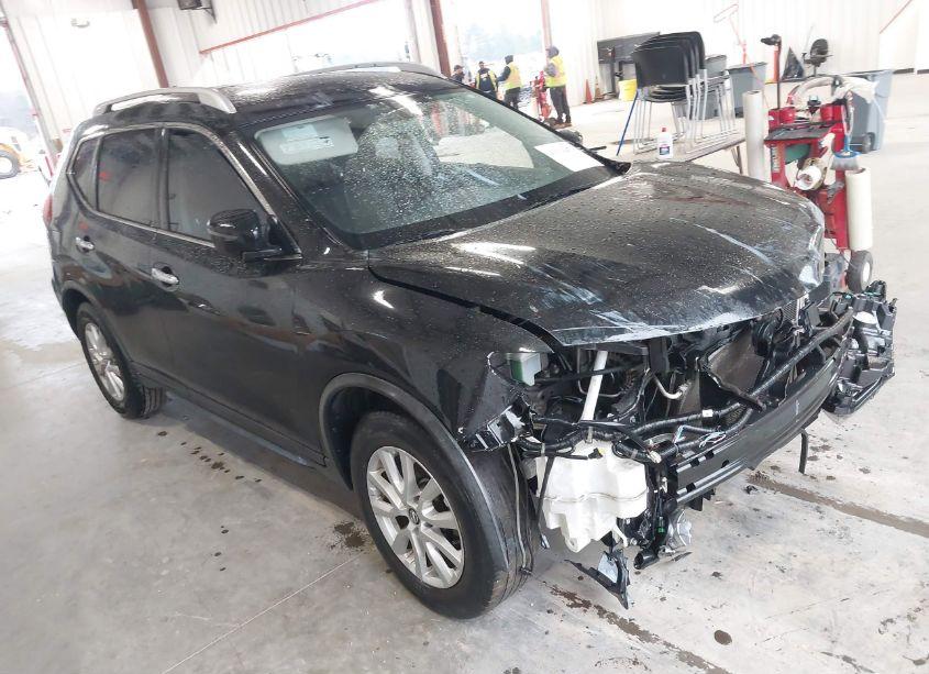 2018 Nissan Rogue SV (VIN JN8AT2MT3JW459702) main photo