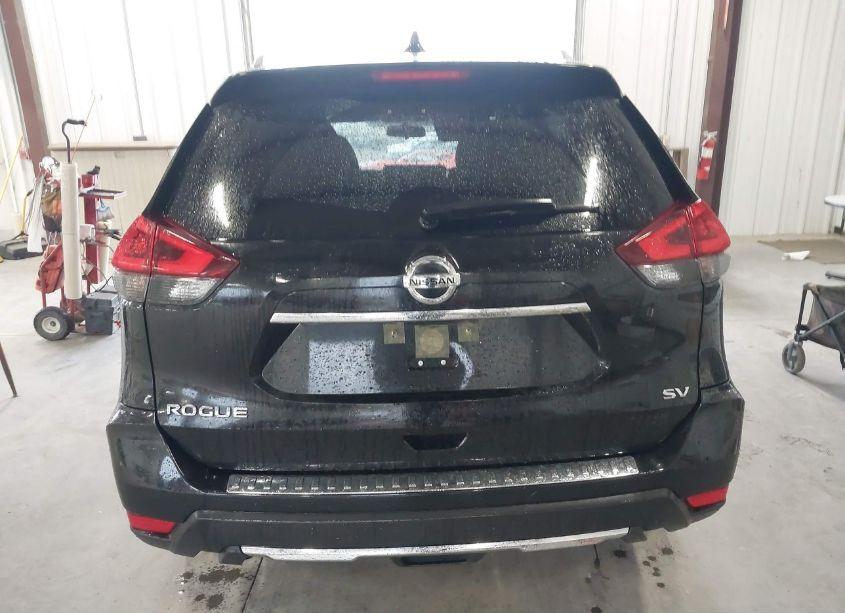 Photo 17 of 2018 Nissan Rogue SV (VIN JN8AT2MT3JW459702)