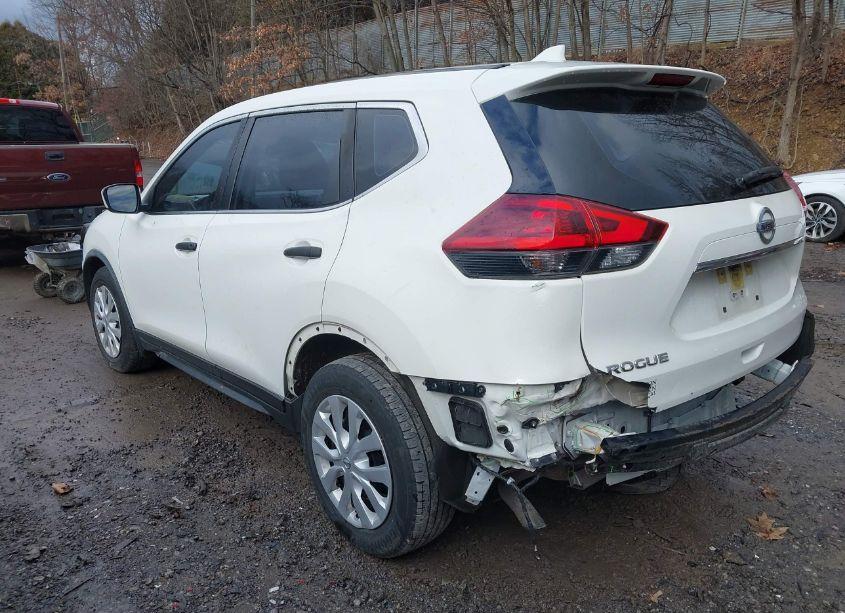 Photo 3 of 2018 Nissan Rogue S (VIN JN8AT2MT3JW461899)