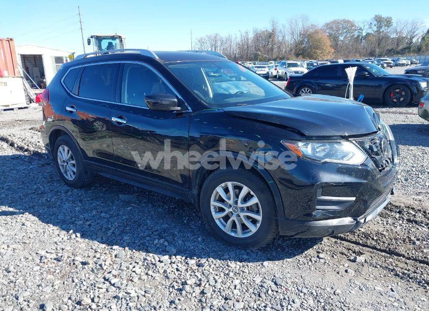 2018 Nissan Rogue SV (VIN JN8AT2MT3JW492246) main photo