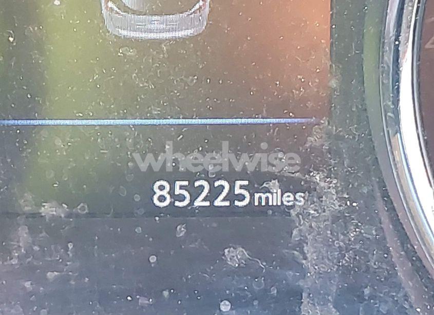 Photo 15 of 2018 Nissan Rogue SV (VIN JN8AT2MT3JW492246)