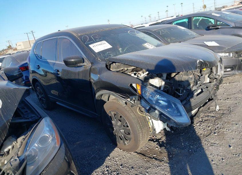 2019 Nissan Rogue S (VIN JN8AT2MT3KW251532) main photo