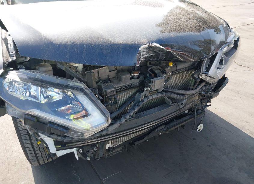 Photo 12 of 2019 Nissan Rogue S (VIN JN8AT2MT3KW251532)