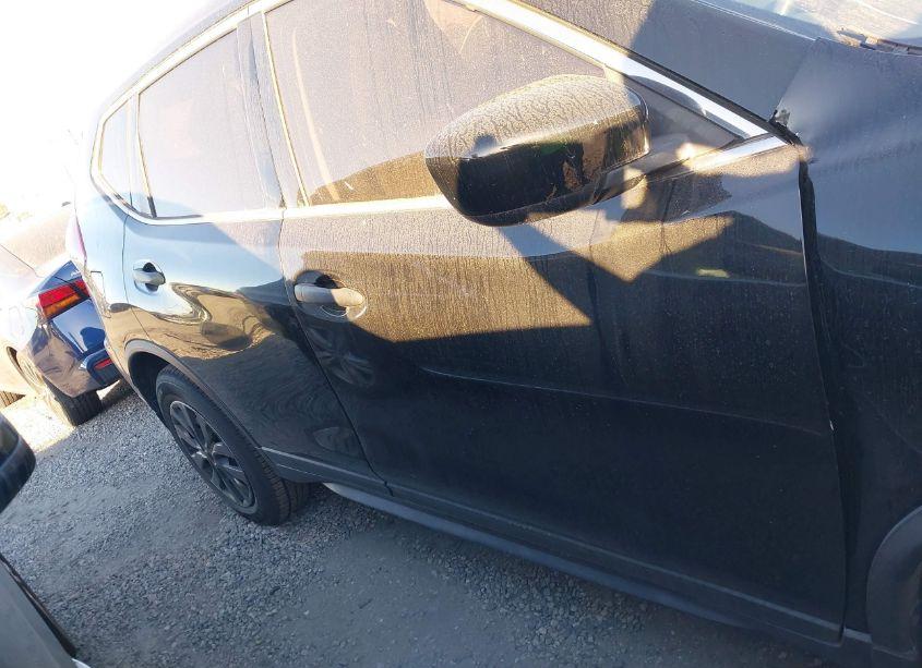 Photo 14 of 2019 Nissan Rogue S (VIN JN8AT2MT3KW251532)