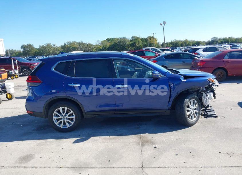 Photo 14 of 2019 Nissan Rogue SV (VIN JN8AT2MT3KW254592)