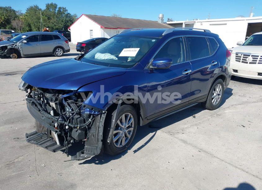 Photo 2 of 2019 Nissan Rogue SV (VIN JN8AT2MT3KW254592)