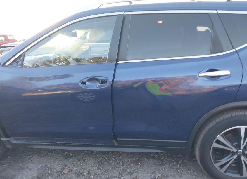 Photo 15 of 2020 Nissan Rogue SV FWD (VIN JN8AT2MT3LW004657)