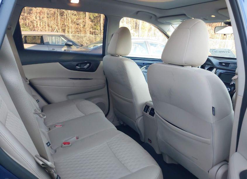 Photo 8 of 2020 Nissan Rogue SV FWD (VIN JN8AT2MT3LW004657)