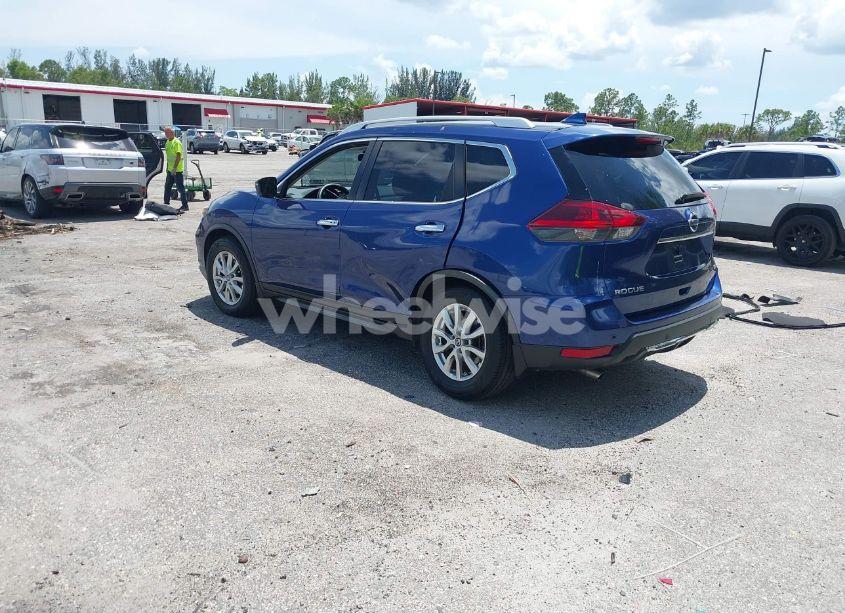 Photo 3 of 2020 Nissan Rogue SV FWD (VIN JN8AT2MT3LW008157)