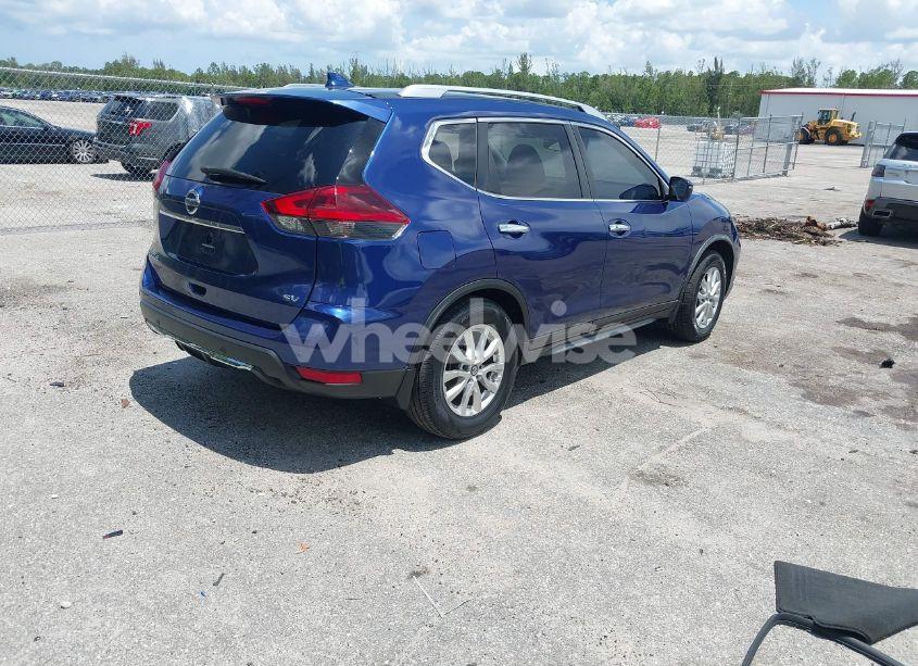 Photo 4 of 2020 Nissan Rogue SV FWD (VIN JN8AT2MT3LW008157)