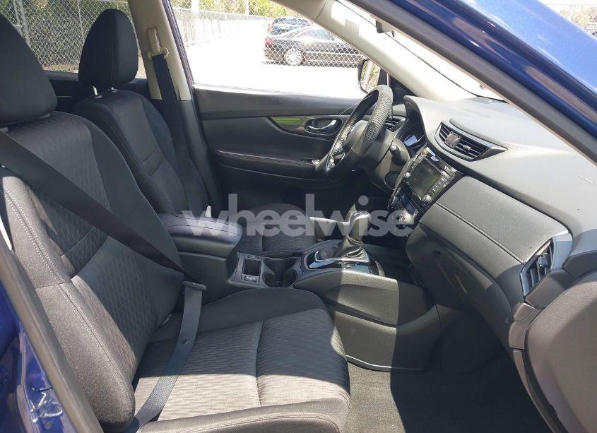 Photo 5 of 2020 Nissan Rogue SV FWD (VIN JN8AT2MT3LW008157)