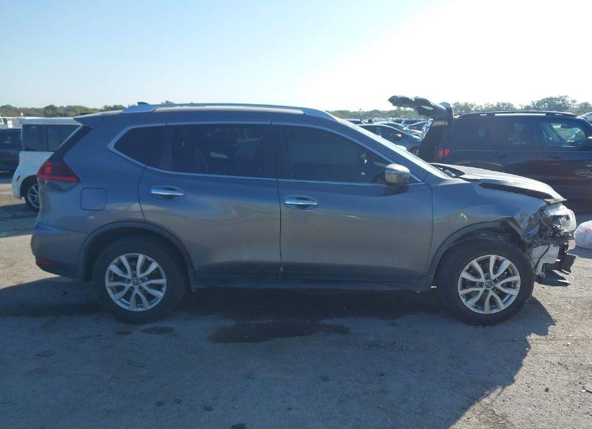 Photo 14 of 2020 Nissan Rogue S FWD (VIN JN8AT2MT3LW017974)