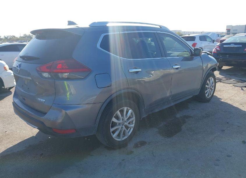 Photo 4 of 2020 Nissan Rogue S FWD (VIN JN8AT2MT3LW017974)