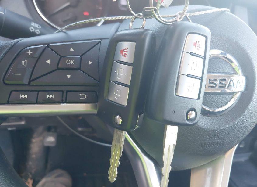 Photo 11 of 2020 Nissan Rogue S FWD (VIN JN8AT2MT3LW030420)