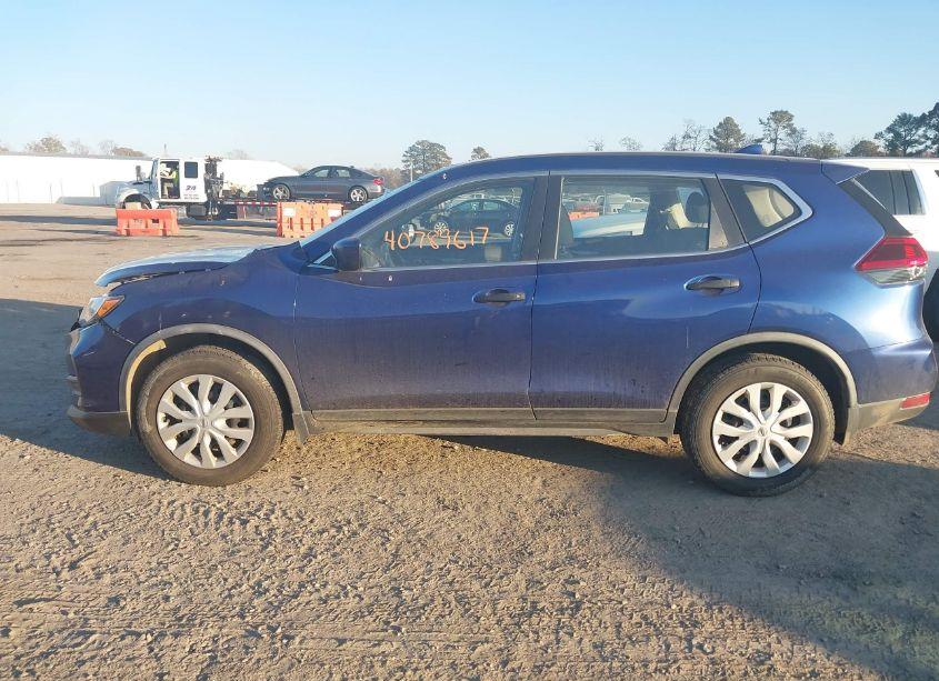 Photo 14 of 2020 Nissan Rogue S FWD (VIN JN8AT2MT3LW030420)