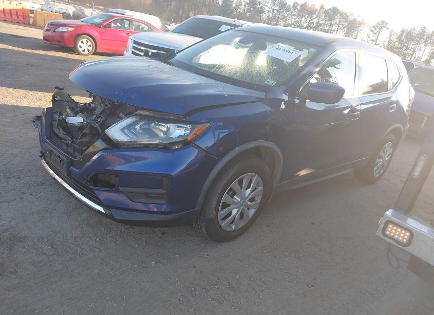 Photo 2 of 2020 Nissan Rogue S FWD (VIN JN8AT2MT3LW030420)