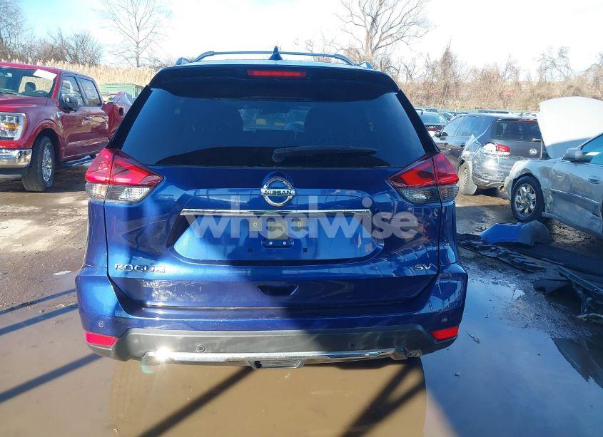 Photo 17 of 2020 Nissan Rogue SV FWD (VIN JN8AT2MT3LW035388)