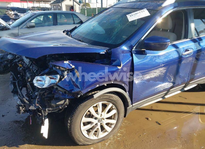 Photo 18 of 2020 Nissan Rogue SV FWD (VIN JN8AT2MT3LW035388)