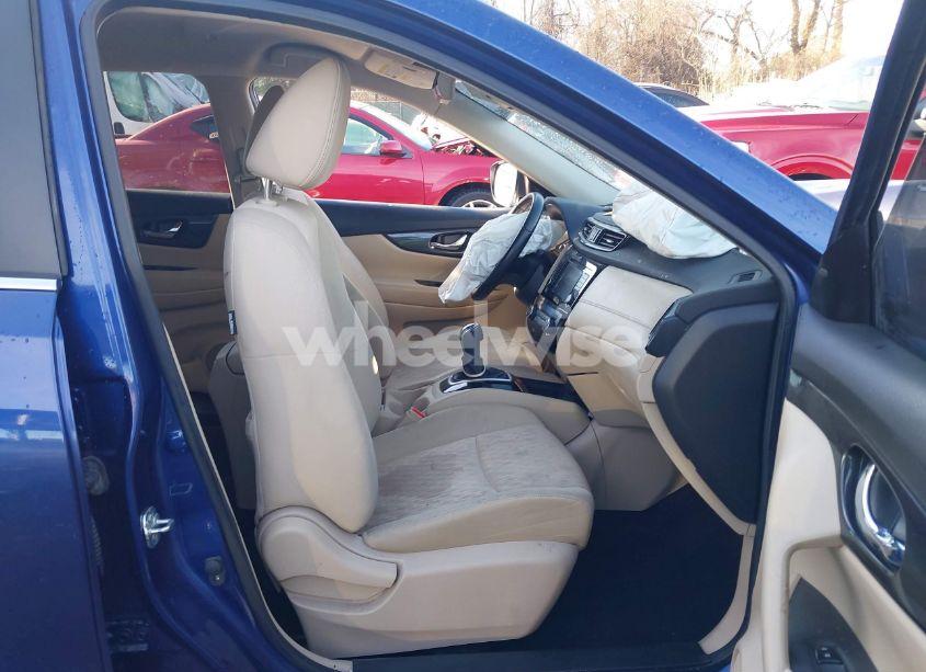 Photo 5 of 2020 Nissan Rogue SV FWD (VIN JN8AT2MT3LW035388)