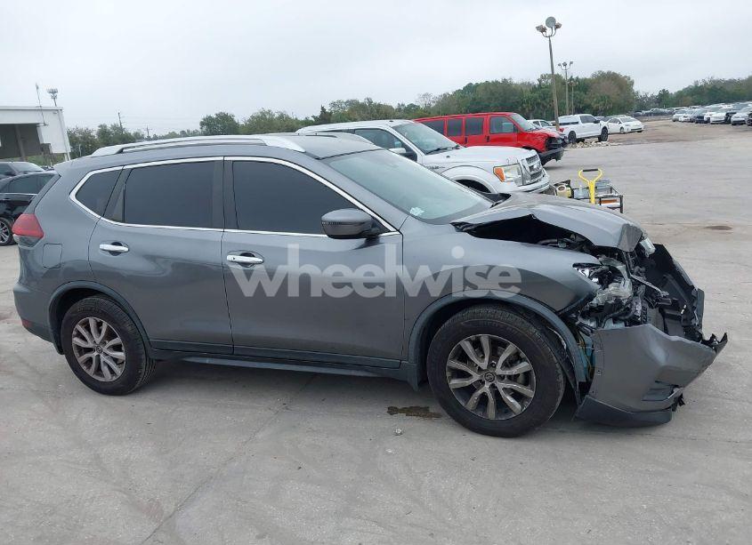 Photo 13 of 2020 Nissan Rogue SV FWD (VIN JN8AT2MT3LW036041)