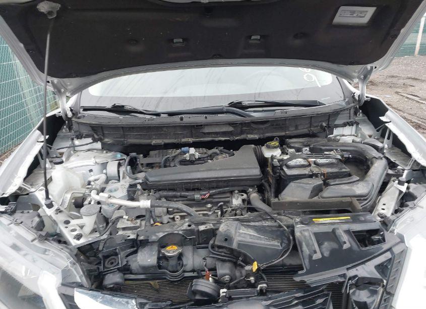 Photo 10 of 2020 Nissan Rogue SV FWD (VIN JN8AT2MT3LW036069)