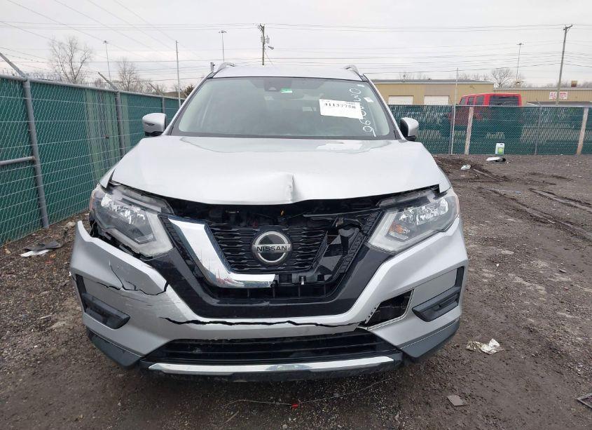 Photo 13 of 2020 Nissan Rogue SV FWD (VIN JN8AT2MT3LW036069)