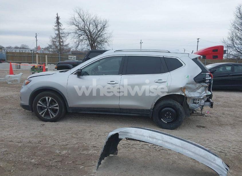 Photo 15 of 2020 Nissan Rogue SV FWD (VIN JN8AT2MT3LW039683)