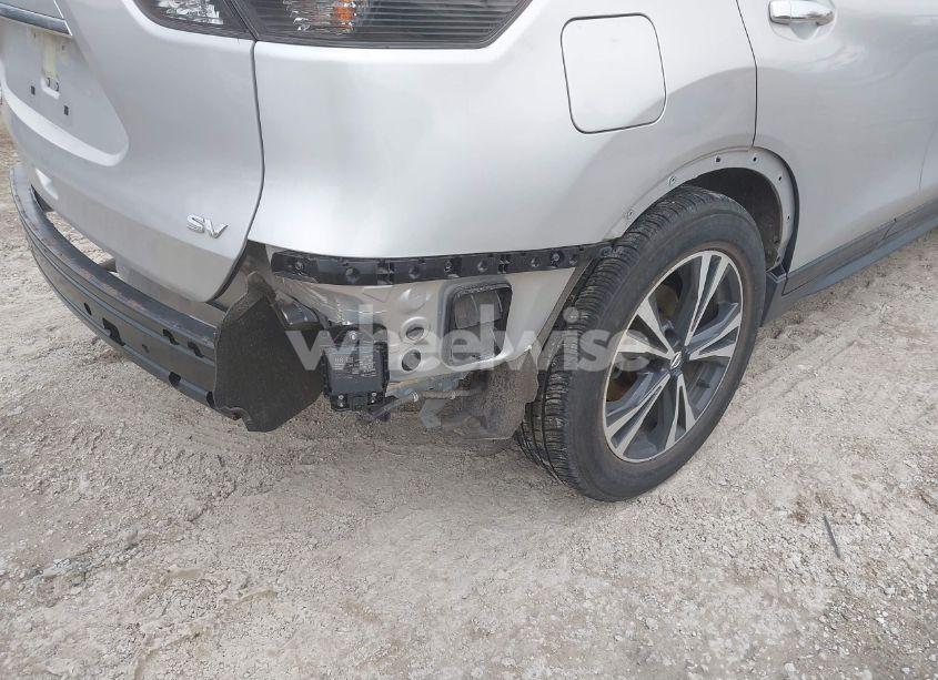Photo 19 of 2020 Nissan Rogue SV FWD (VIN JN8AT2MT3LW039683)