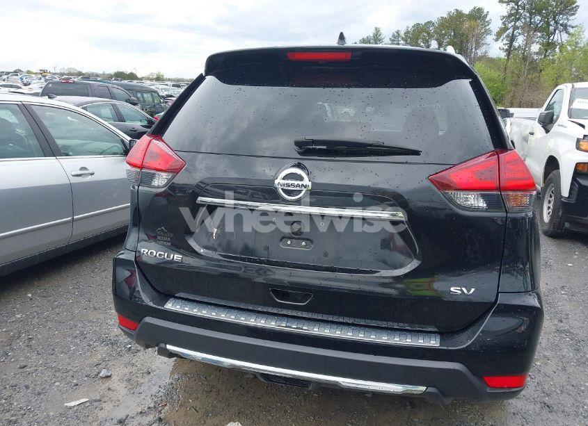 Photo 16 of 2017 Nissan Rogue SV (VIN JN8AT2MT4HW132140)