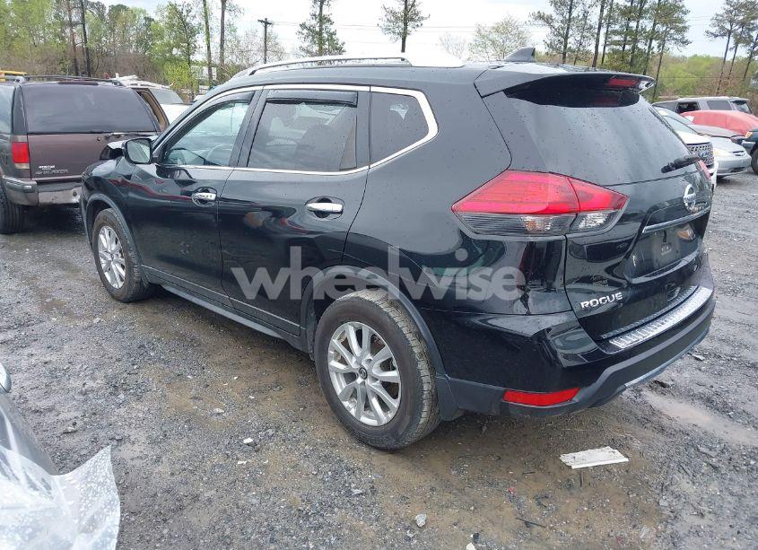 Photo 3 of 2017 Nissan Rogue SV (VIN JN8AT2MT4HW132140)