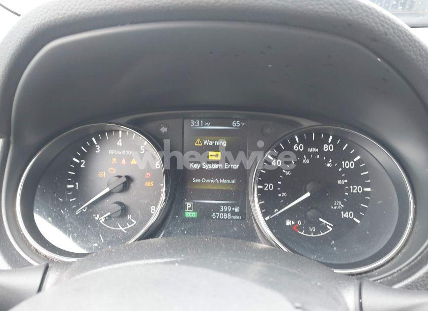 Photo 7 of 2017 Nissan Rogue SV (VIN JN8AT2MT4HW132140)