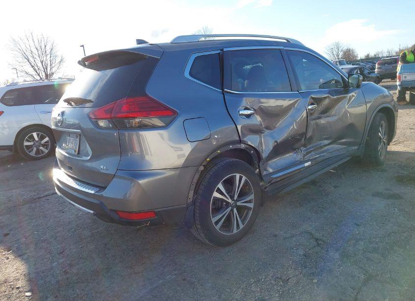 Photo 4 of 2017 Nissan Rogue SL (VIN JN8AT2MT4HW132204)