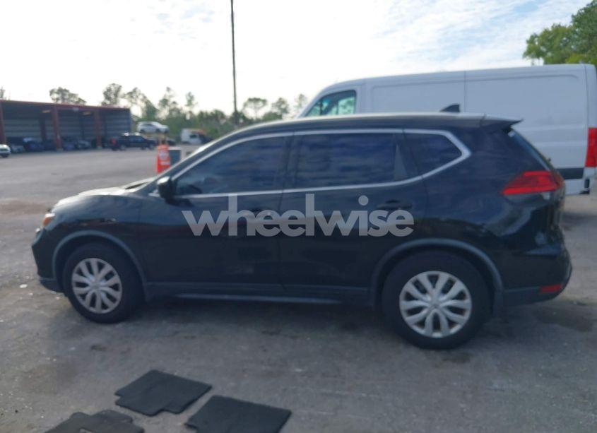 Photo 14 of 2017 Nissan Rogue S (VIN JN8AT2MT4HW134728)