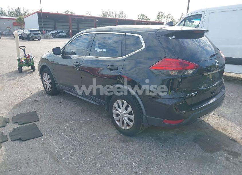 Photo 3 of 2017 Nissan Rogue S (VIN JN8AT2MT4HW134728)