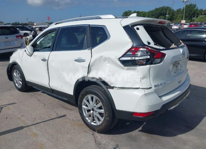 Photo 3 of 2017 Nissan Rogue SV (VIN JN8AT2MT4HW152677)