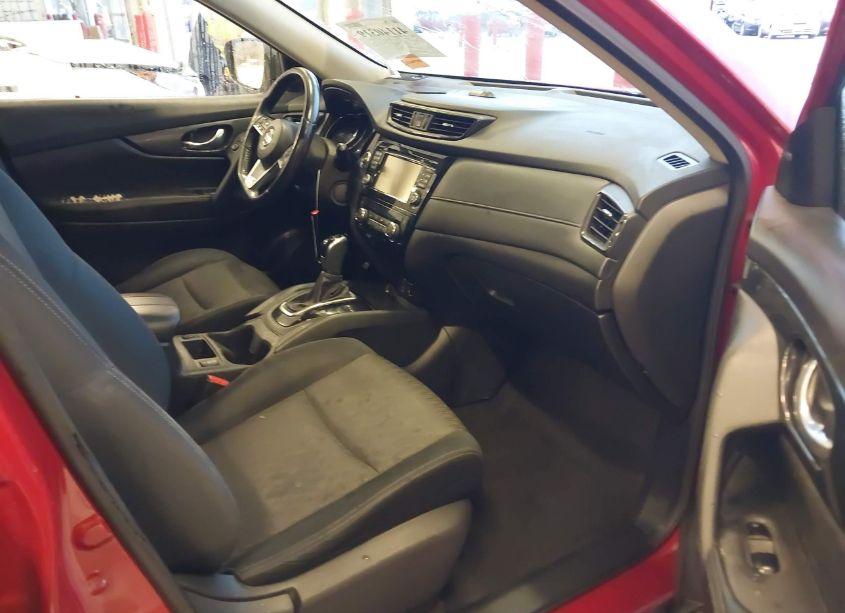 Photo 5 of 2017 Nissan Rogue SV (VIN JN8AT2MT4HW386429)