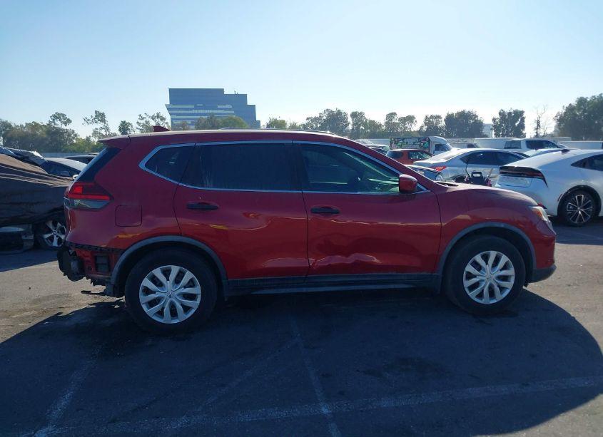 Photo 13 of 2017 Nissan Rogue S (VIN JN8AT2MT4HW401284)