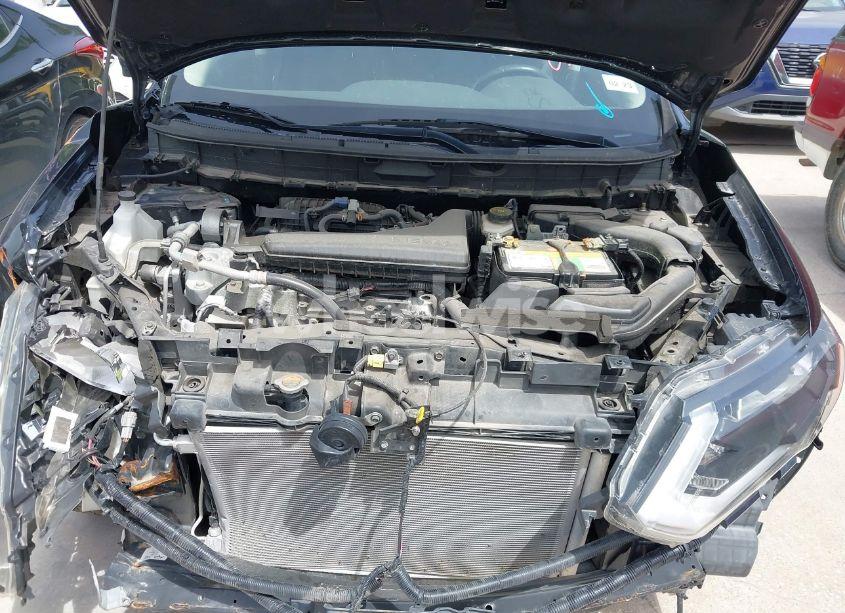 Photo 10 of 2017 Nissan Rogue SV (VIN JN8AT2MT4HW403469)