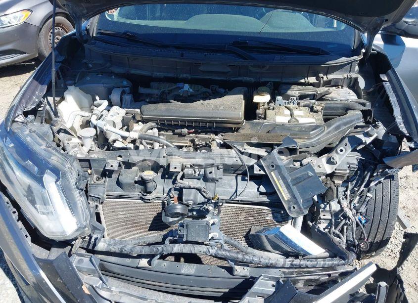 Photo 10 of 2017 Nissan Rogue SV (VIN JN8AT2MT4HW404430)