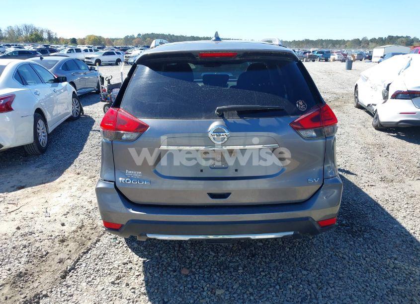 Photo 16 of 2017 Nissan Rogue SV (VIN JN8AT2MT4HW404430)