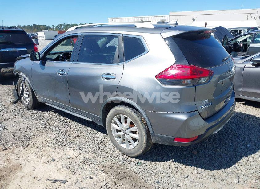 Photo 3 of 2017 Nissan Rogue SV (VIN JN8AT2MT4HW404430)