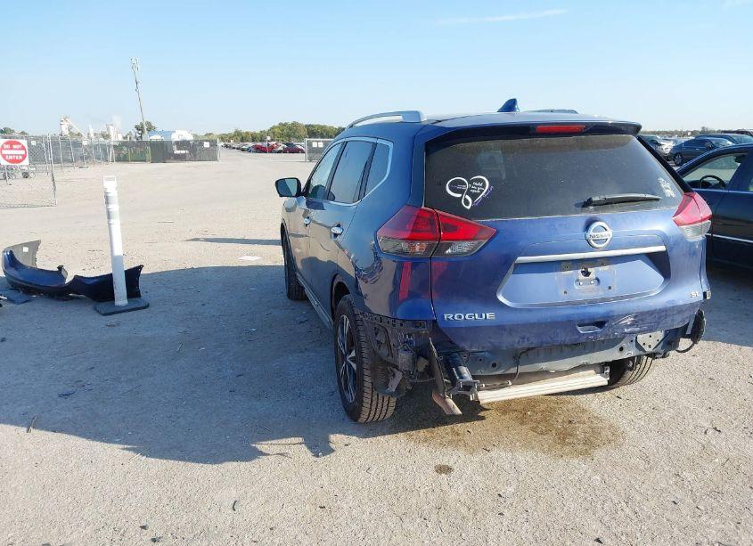 Photo 3 of 2018 Nissan Rogue SL (VIN JN8AT2MT4JW464701)