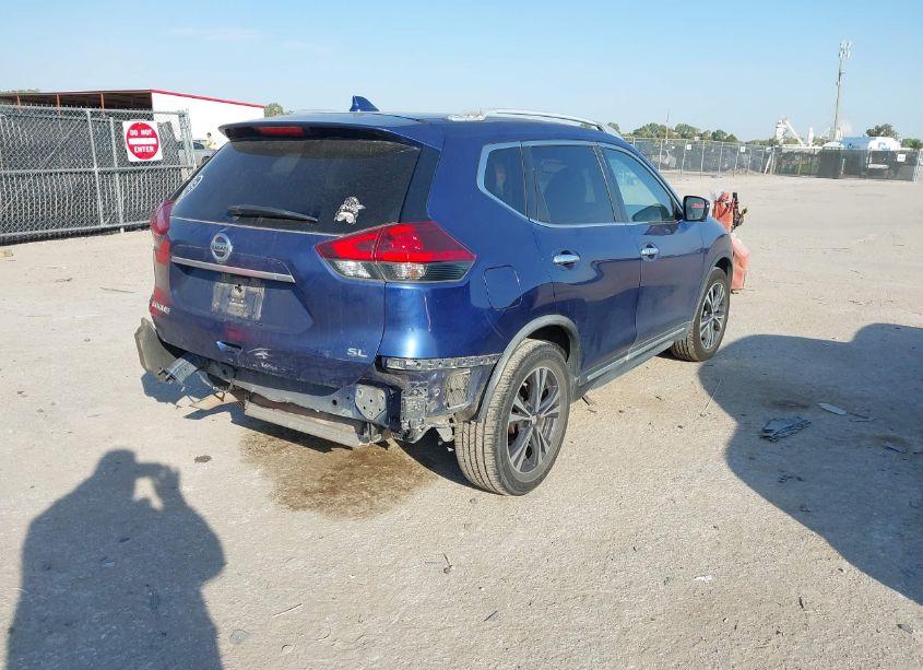 Photo 4 of 2018 Nissan Rogue SL (VIN JN8AT2MT4JW464701)