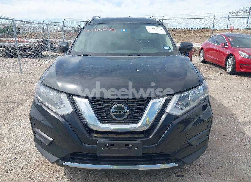 Photo 12 of 2018 Nissan Rogue SV (VIN JN8AT2MT4JW469249)