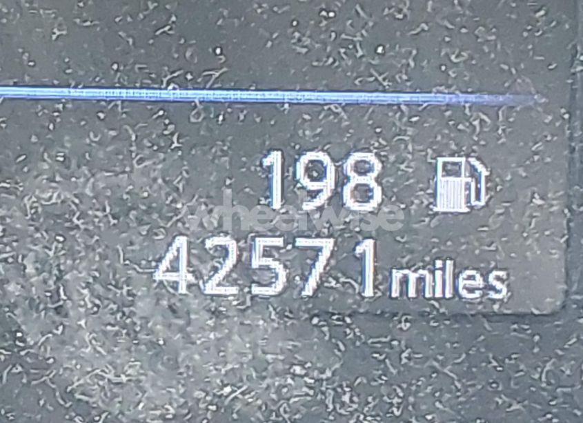 Photo 15 of 2018 Nissan Rogue SV (VIN JN8AT2MT4JW469249)