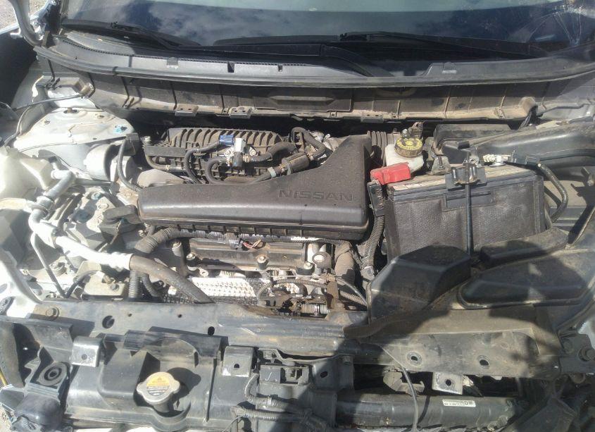 Photo 10 of 2019 Nissan Rogue SV (VIN JN8AT2MT4KW251183)