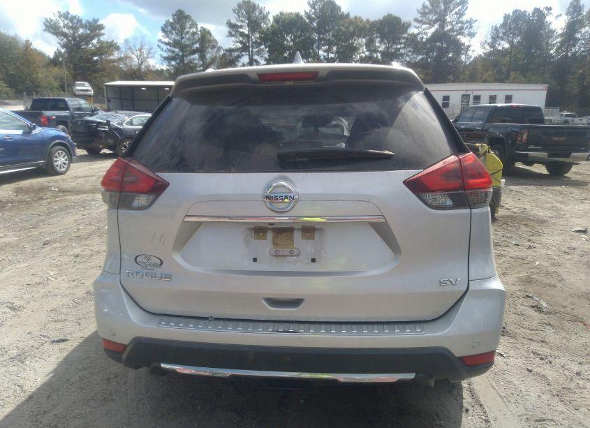 Photo 16 of 2019 Nissan Rogue SV (VIN JN8AT2MT4KW251183)