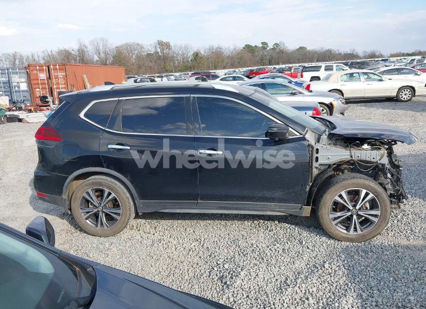 Photo 13 of 2019 Nissan Rogue (VIN JN8AT2MT4KW261938)
