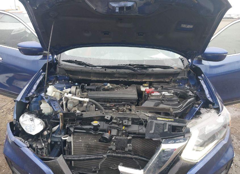 Photo 10 of 2020 Nissan Rogue S FWD (VIN JN8AT2MT4LW001072)